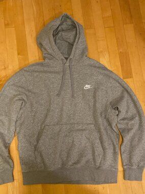 Nike Men's Grey Hoodie